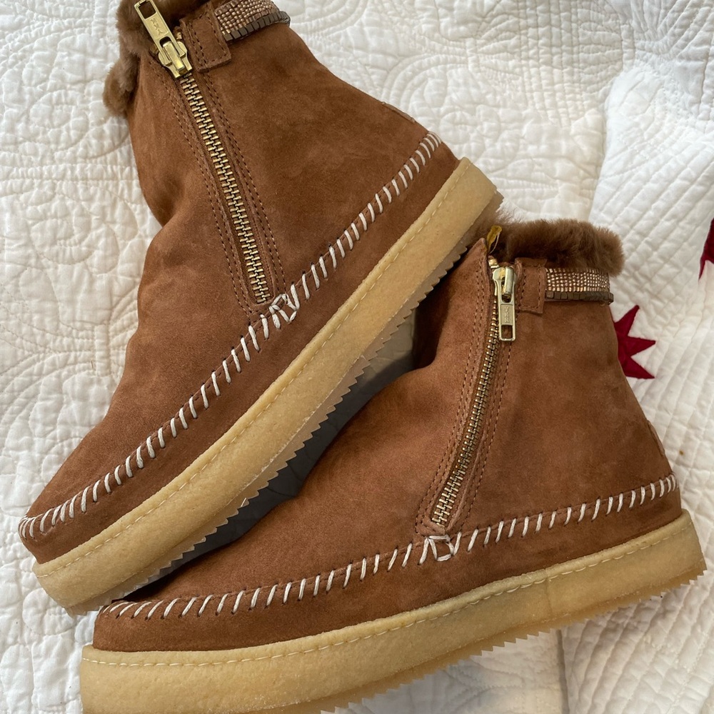 Laidback London Setsu bootie.Suede Ankle Boots with shearling Lining - Picture 4 of 6